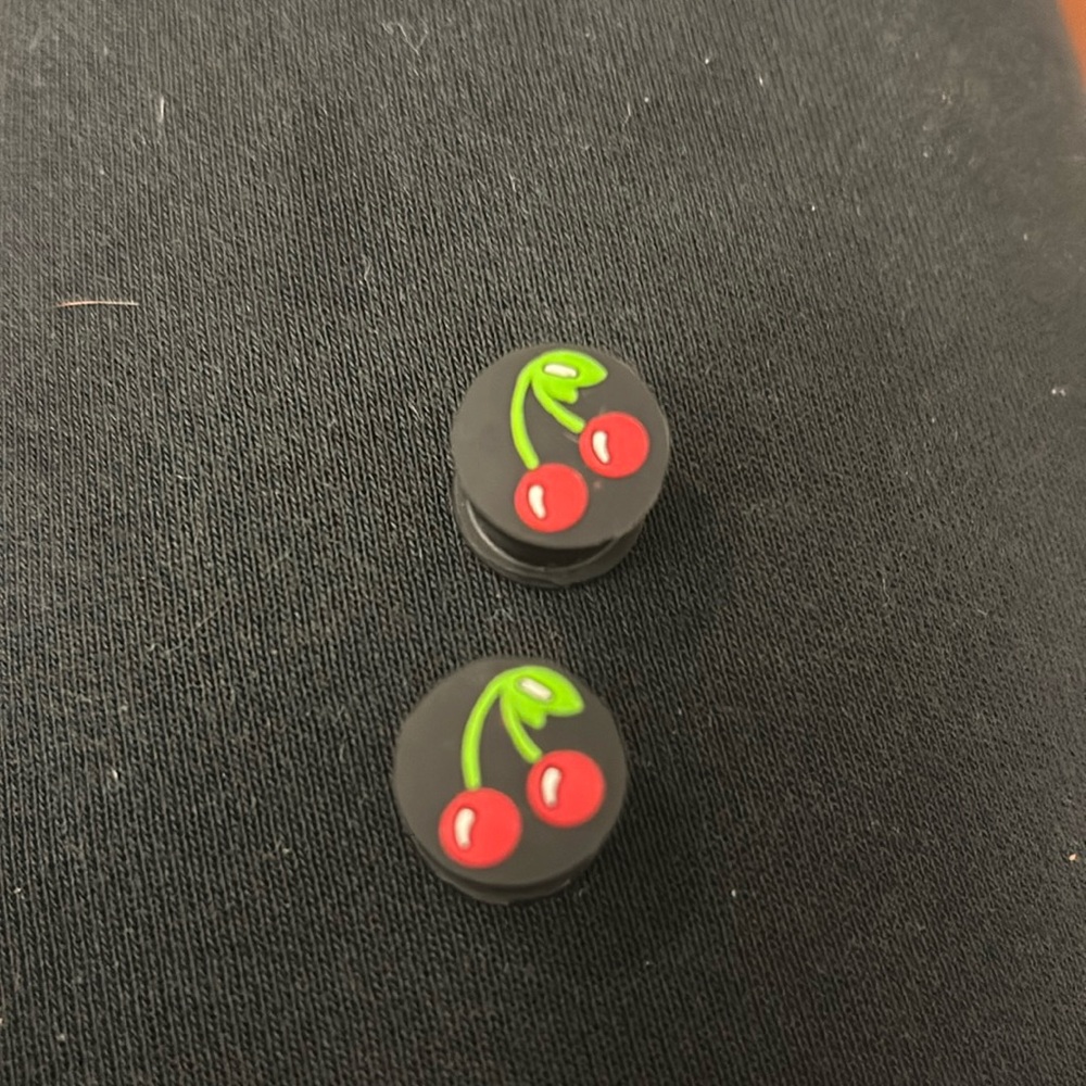 Silicone cherry plugs 1/2”